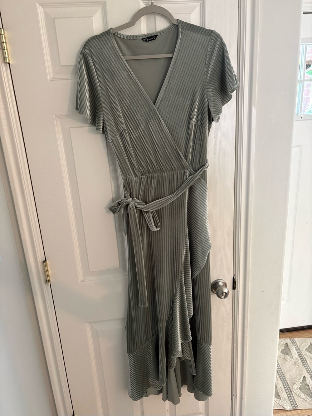 Women's Sage Green Velvet Wrap Midi Dress with Tie Waist